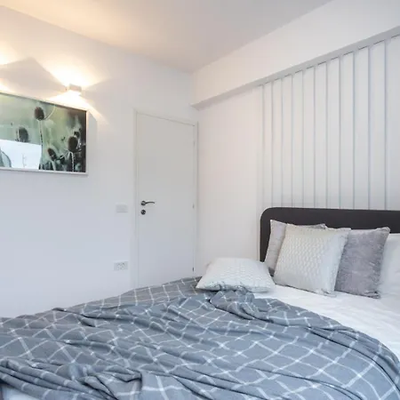 Poweli 2 Center アパート *