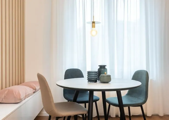 Poweli 2 Center Apartman *