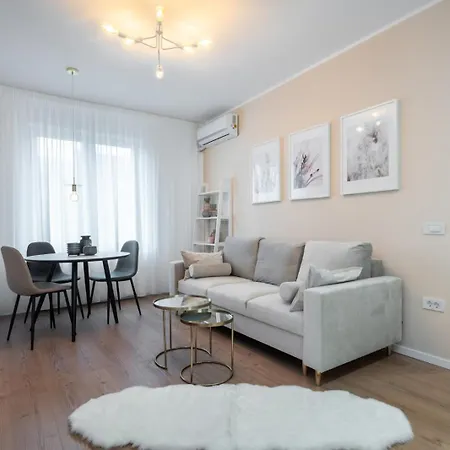 Apartament Poweli 2 Center *