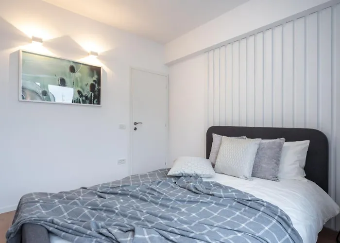 Poweli 2 Center Appartement *